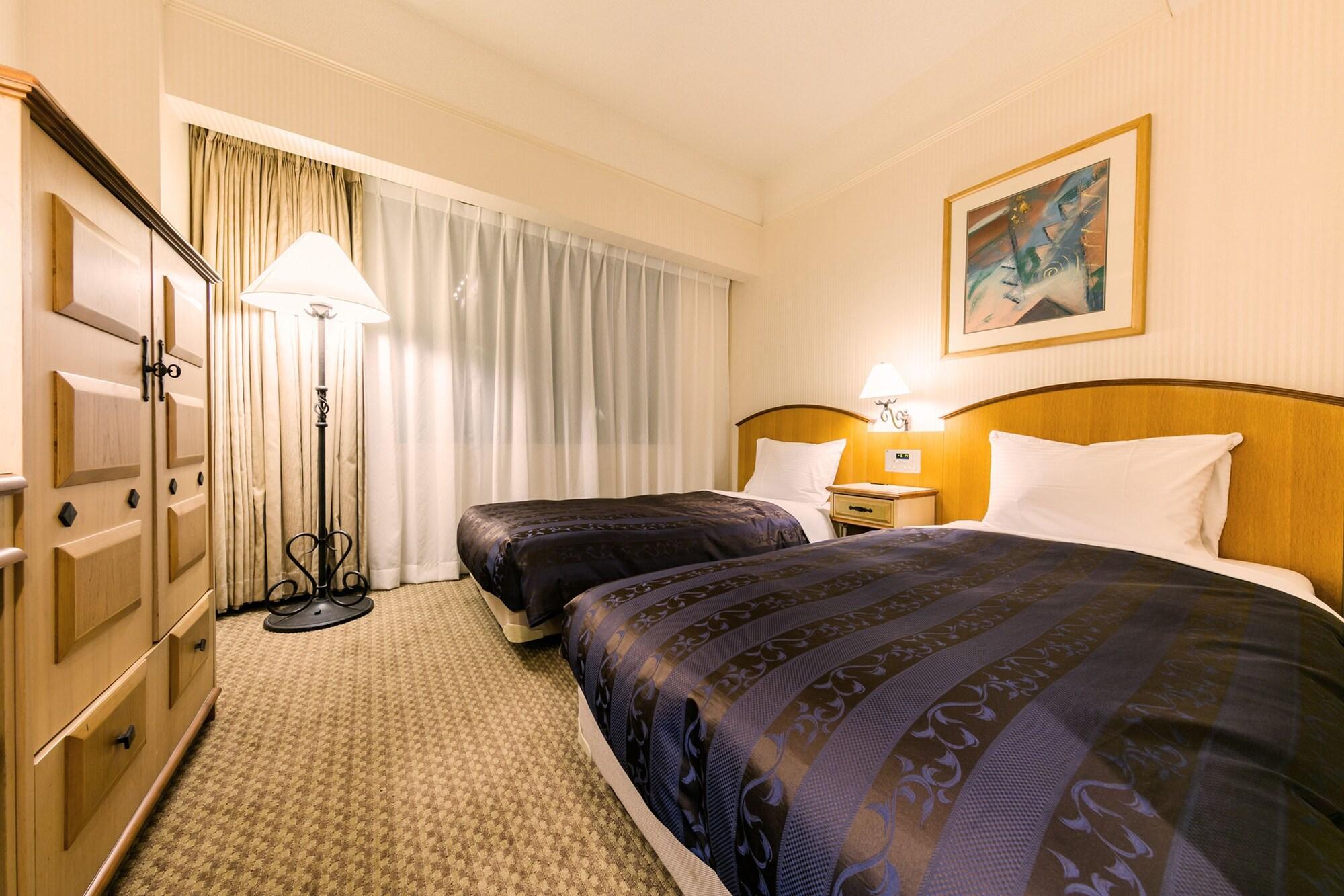 Hotel Resol Sapporo Nakajima Koen Экстерьер фото
