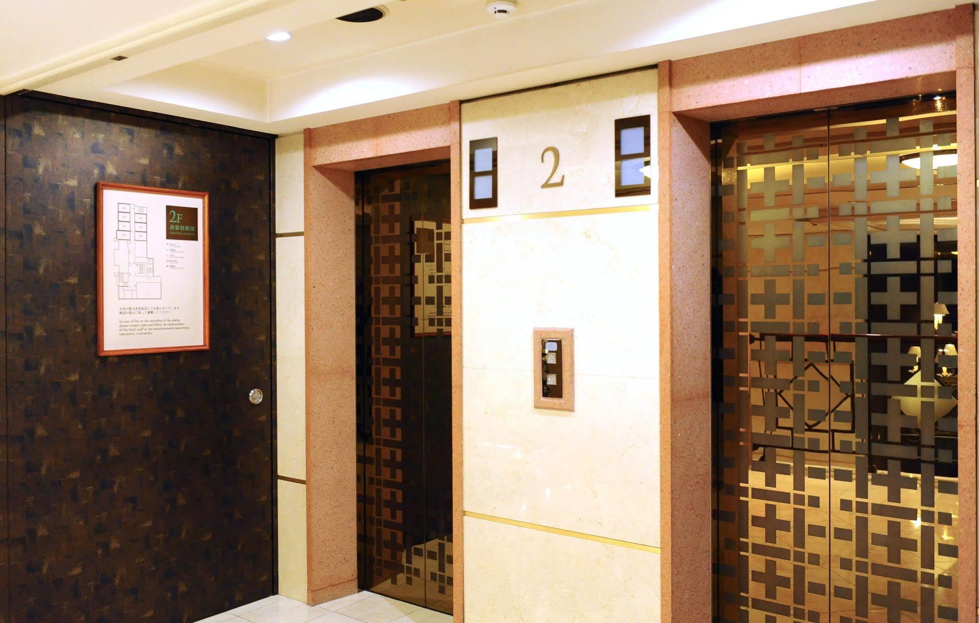 Hotel Resol Sapporo Nakajima Koen Экстерьер фото